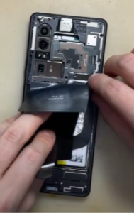 thay pin Sony Xperia 1 II