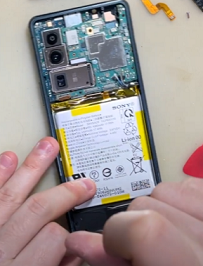Thay pin Sony Xperia 5
